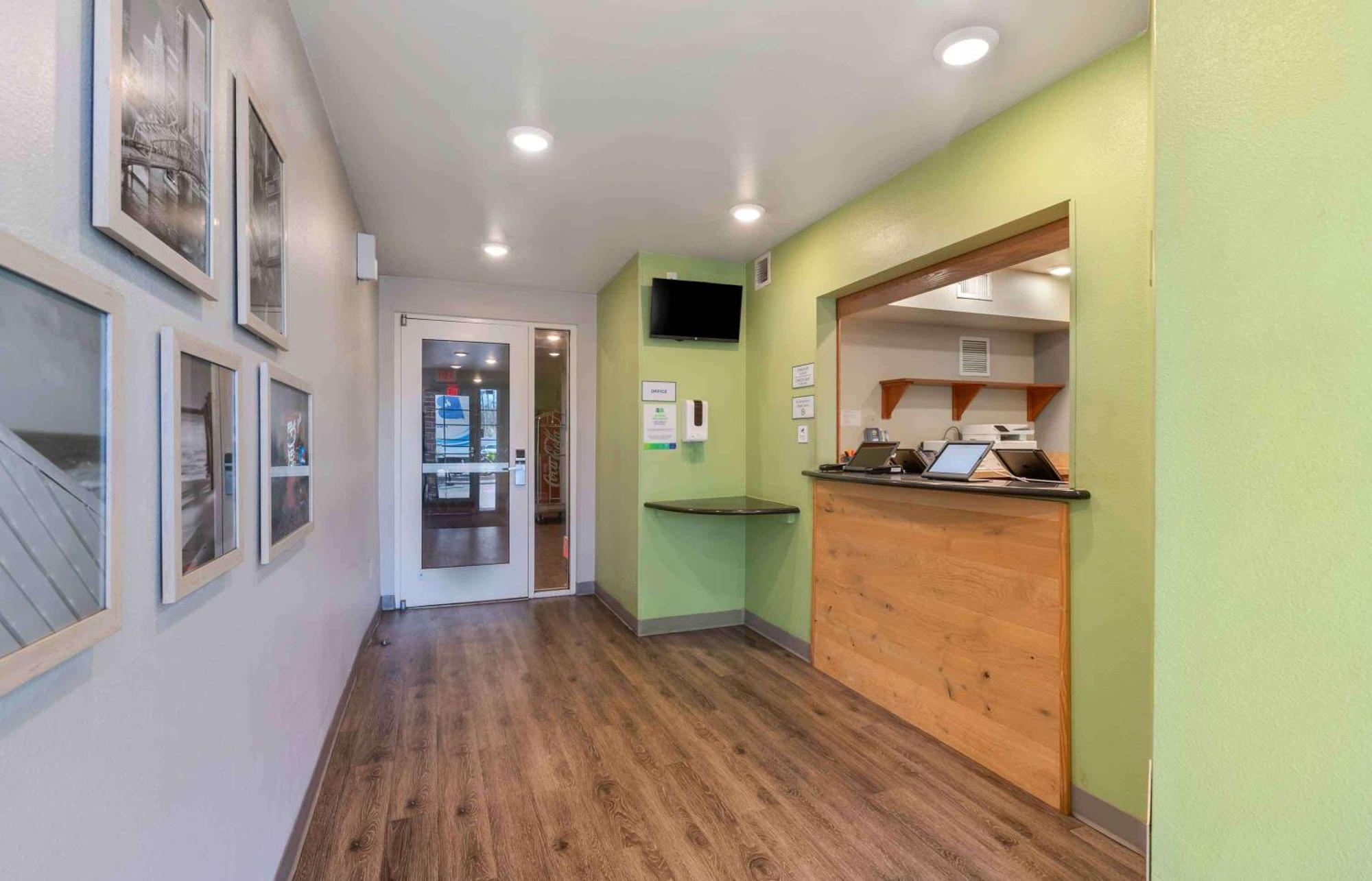 Extended Stay America Select Suites - Jacksonville - North ภายนอก รูปภาพ